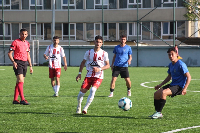Koşuyoluspor şampiyonluğunu ilan etti