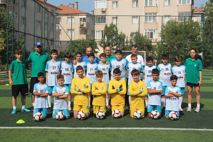 Bulgurluspor Futbol Okulu genç yetenekleri geleceğe hazırlıyor
