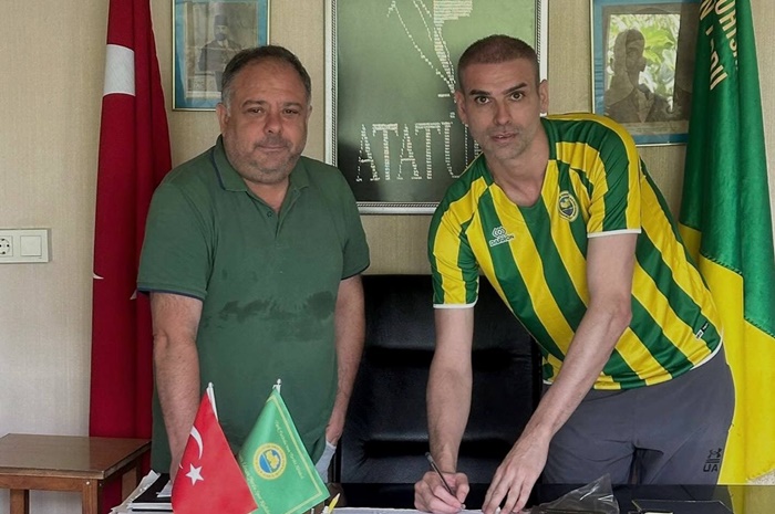 Anadoluhisarı transferde dur durak bilmiyor