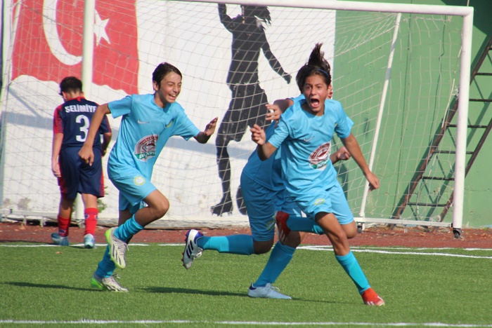 Ümraniye Çakmakspor son dakika golü ile kazandı