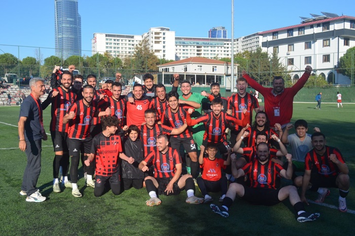 Koşuyoluspor lideri devirdi