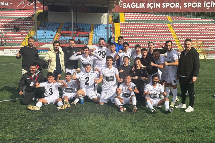 Kuzguncukspor zirveyi sevdi