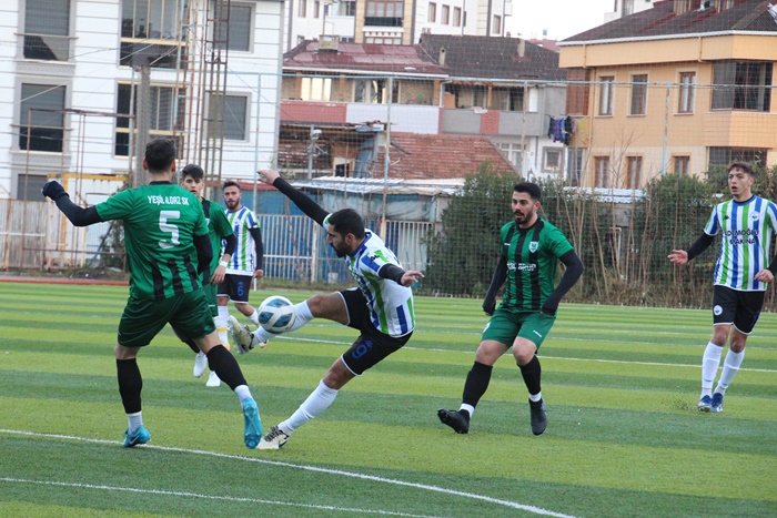 Yeşilılgaz deplasmanda kazandı