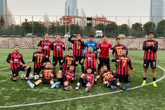 Ataşehir Arenaspor şampiyonluğunu ilan etti