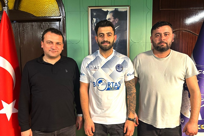 Küçüksu Rasathanespor’a tecrübeli stoper