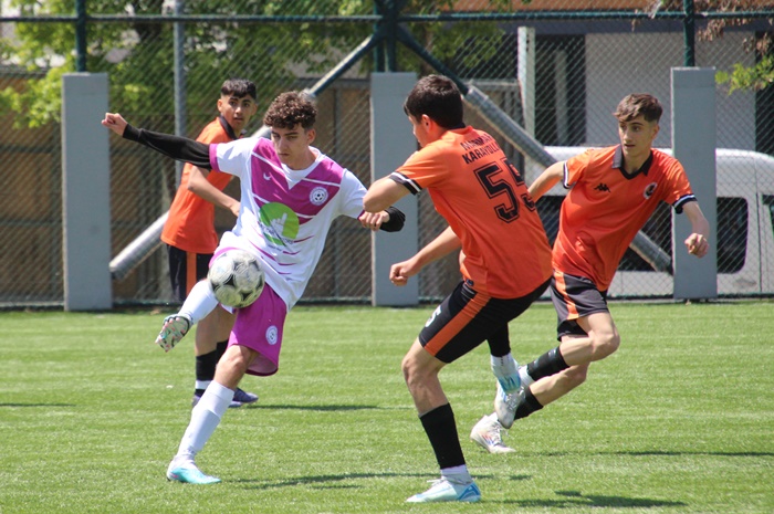 Marmara Karayollarıspor Farklı Kazandı