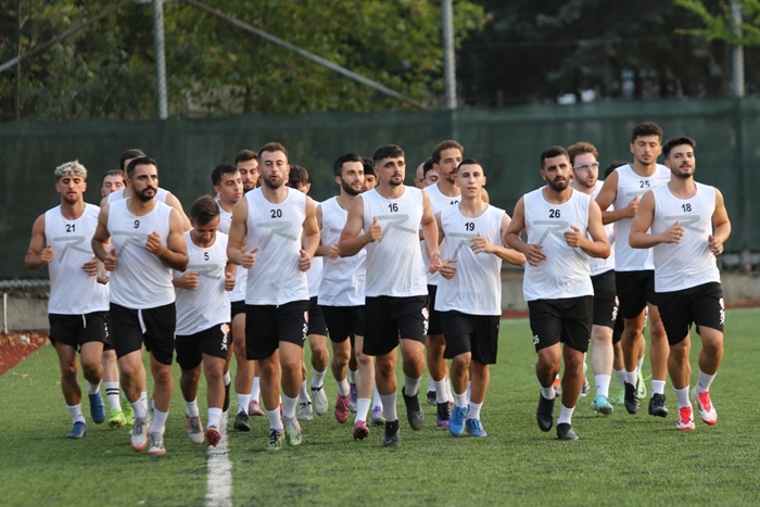 Beyoğlu Çukurspor yeni sezonun ilk çalışmasına çıktı