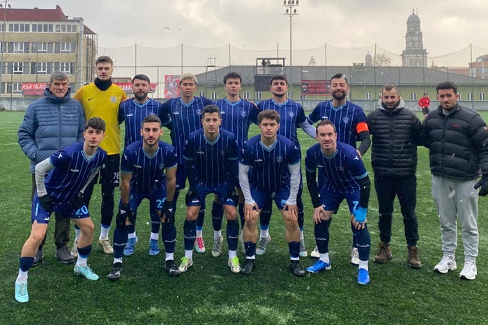 Valide Tayfunspor’dan Tarihi Fark