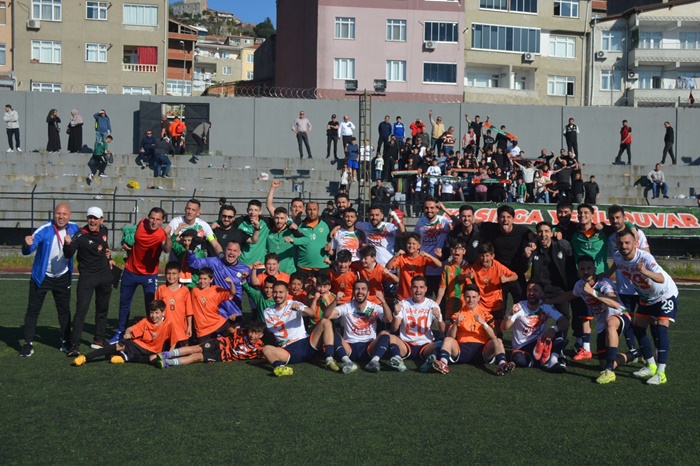 Girne Gençlikspor 10 Kişiyle Destan Yazdı