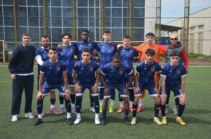 Maltepe Fındıklıspor Sahasında Fırtına Gibi Esti