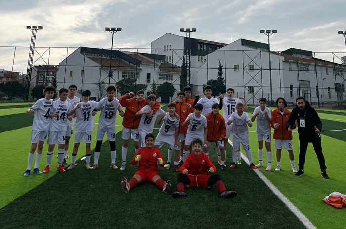 Pendik Yenişehir Gençlikspor’dan Gövde Gösterisi