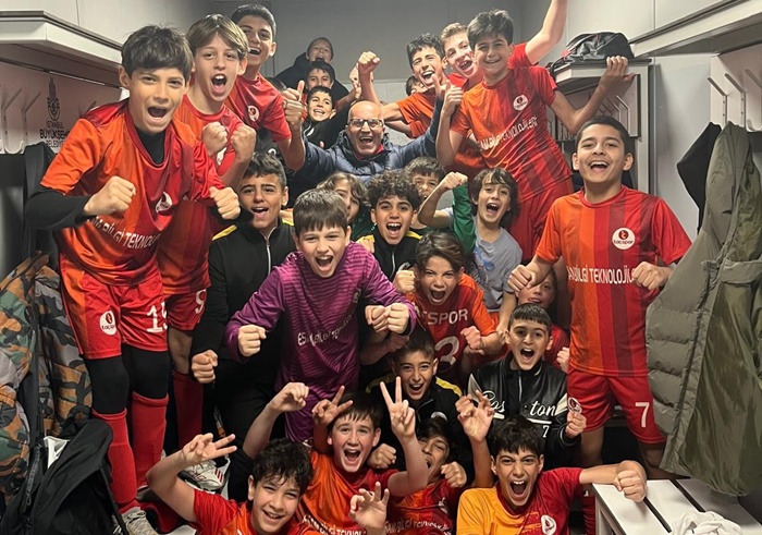 Taçspor seriyi 3 maça çıkardı