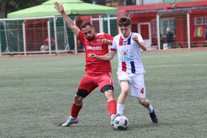 Beykoz Elmalı ile İstanbul Kemahspor futbol ziyafeti yaşattılar