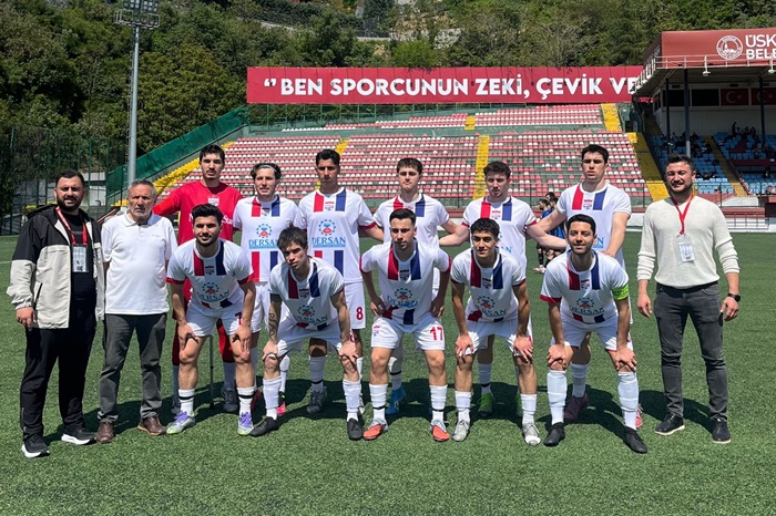 İstanbul Kemahspor şampiyonluğa koşuyor