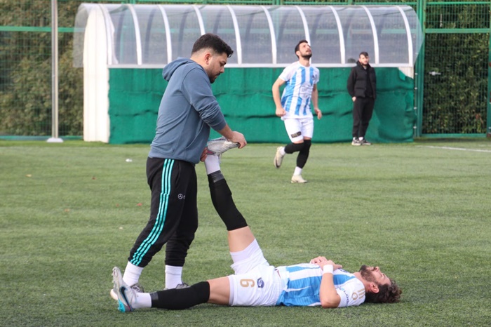 Sihirli Eller Acıbademspor’da