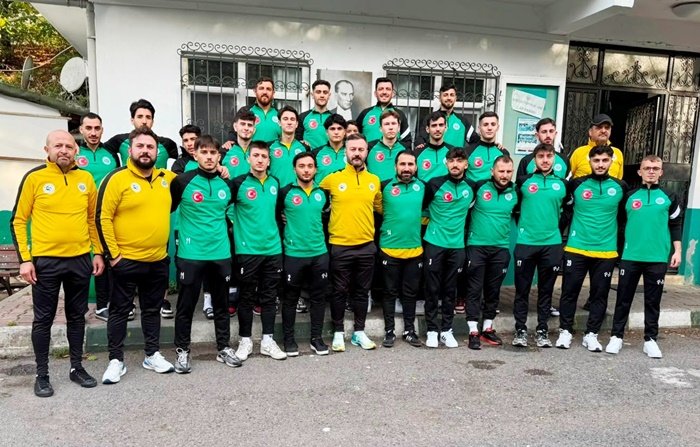 Gümüşsuyuspor Sapanca’da kampa girdi